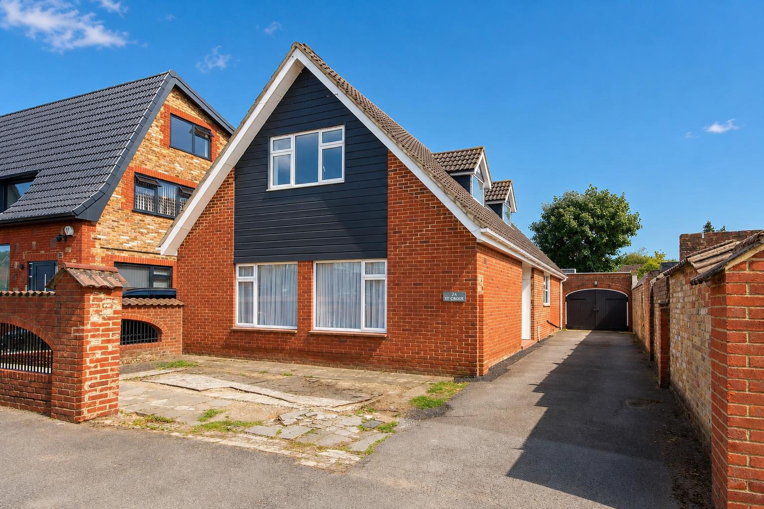 Fontmell Park, ASHFORD